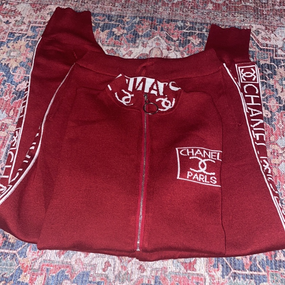 Chanel tracksuit inspo 2pc set
